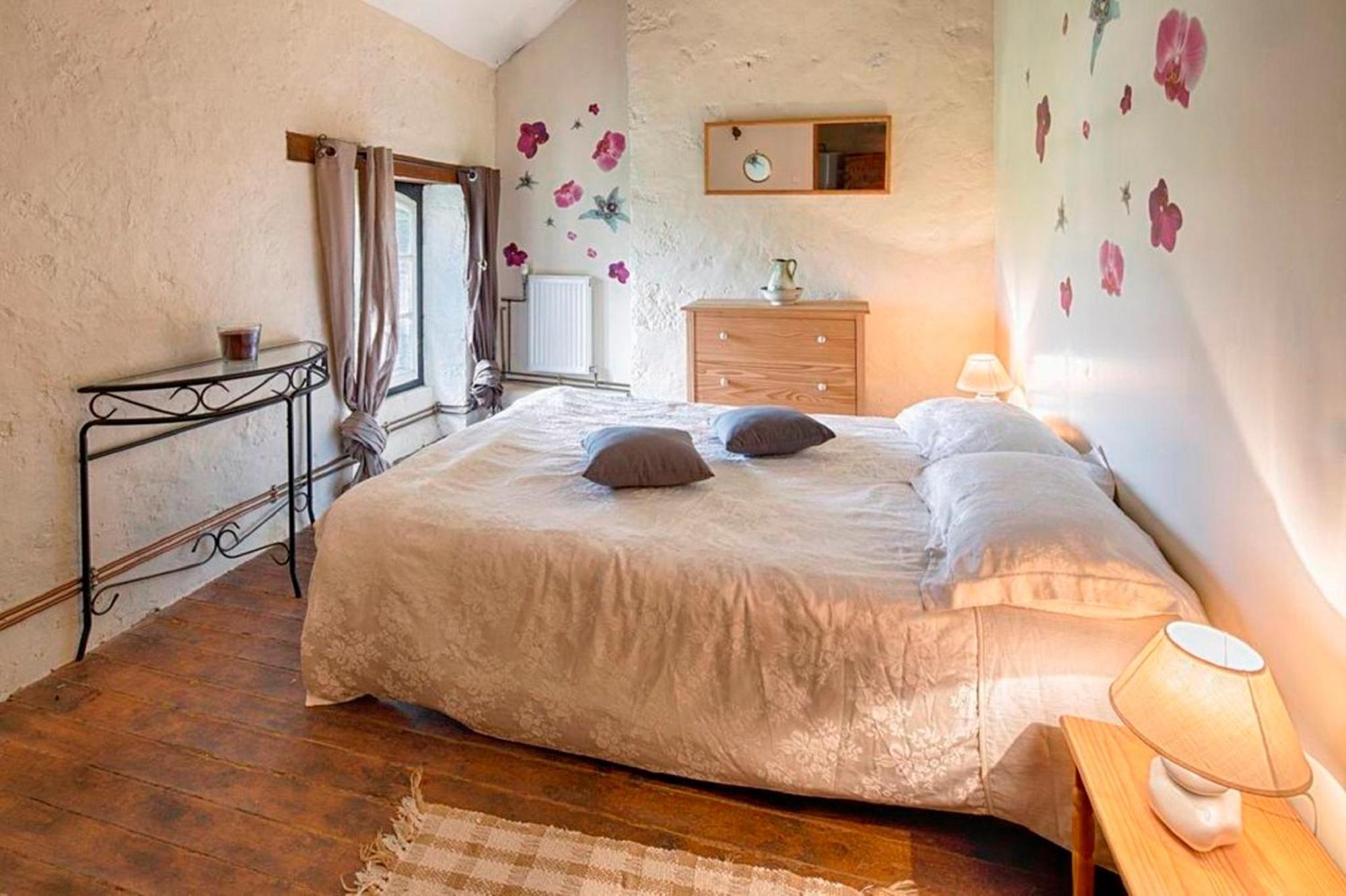 Holiday home La Brijopa Bazoges-en-Pareds Habitación foto